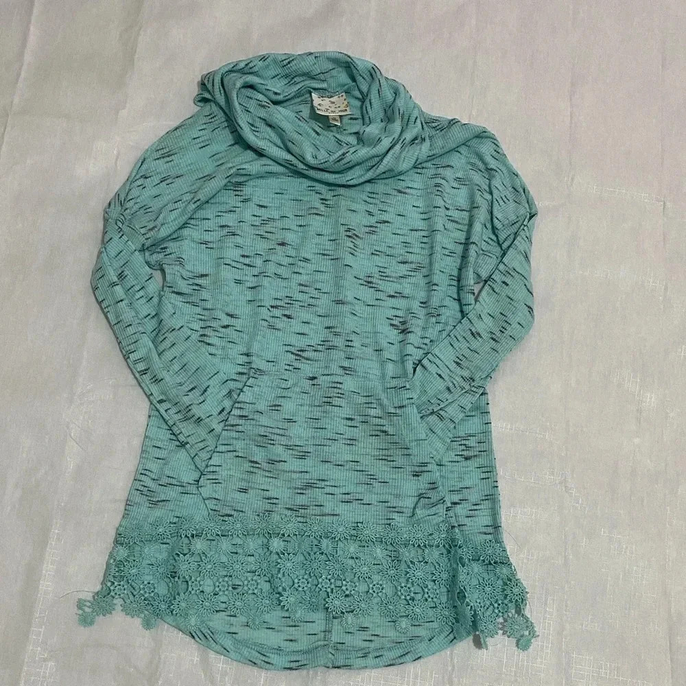 Belle Du Jour Long Sleeve Little Girl Shirt Size Medium